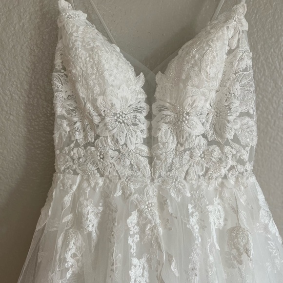 Height of Love White Embroidered Beaded Backless A-Line Gown - Picture 4 of 12